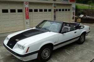 1984 Ford Mustang TURBO GT Photo