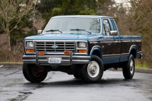 1984 Ford F-250 Photo
