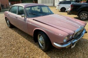 Daimler double six 5300cc v12 auto quad carb Photo