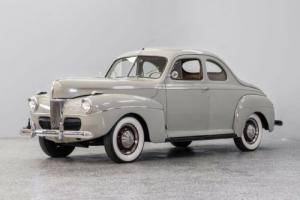 1941 Ford Deluxe Coupe Photo