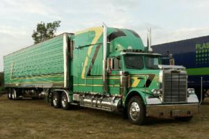 1985 Show Truck and Trailer Photo