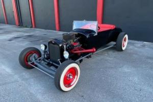 1929 Ford Roadster hot rod Photo