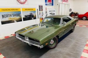 1969 Dodge Charger - R/T - 426 HEMI - 4 SPEED MANUAL - CONCOURSE QUAL Photo