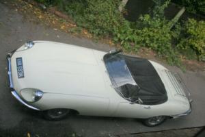 Jaguar e-type Photo