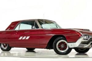 1963 Ford Thunderbird coupe / Personal luxury car