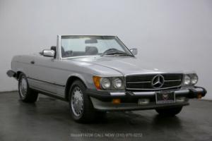 1986 Mercedes-Benz 500-Series Photo