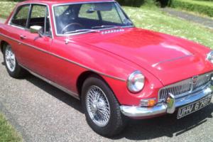 1968 MGC GT, 3.0L STRAIGHT 6 WITH OVERDRIVE. WIRE WHEELS.