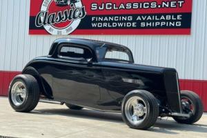 1934 Ford 3-Window Coupe Photo