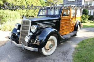 1935 Ford 48 Woody Wagon