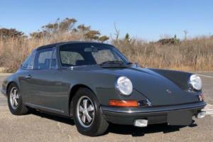 1969 Porsche 911 Targa Photo