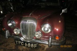 Daimler V8 250 Automatic 1968 running driving  project , full restoration needed Photo