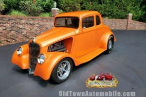 1933 Willys 77 Coupe Photo