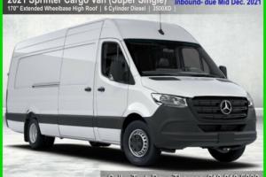 1900 Mercedes-Benz Sprinter 3500XD Photo