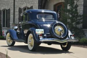1934 Ford Deluxe Photo