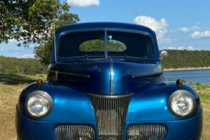 1941 Ford Deluxe Photo
