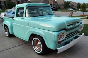 1960 Ford F-100
