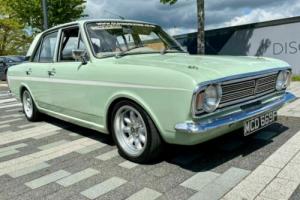 Ford Cortina Mk2 V8