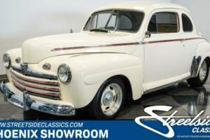 1946 Ford Deluxe Coupe Photo