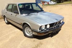 BMW E28 525e Rare 5 Speed Manual Zero Rust Totally original Drives sensational Photo