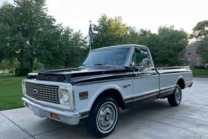 1972 Chevrolet C-10 Custom Deluxe