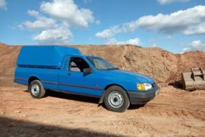 FORD SIERRA P100 PICK UP 40k FROM NEW TRUCKMAN TOP Photo