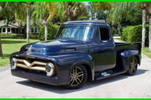 1955 Ford F-100 Resto-Mod / 351W-EFI / C4 Auto. / A/C