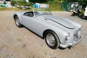 MGA Roadster 1622 engine, runs, drives, excellent chassis, no rust 100% Photo