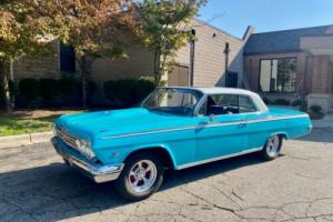 1962 Chevrolet Impala Restored 4 Speed - No Reserve!!