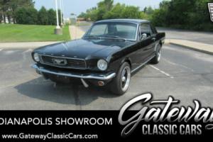 1966 Ford Mustang Photo