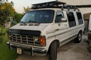 Dodge B250 American Day Van, Off Grid Camper, Safari Van.