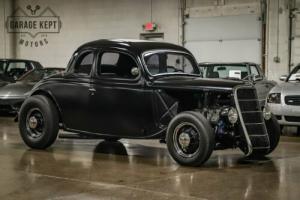 1935 Ford Business Coupe Photo