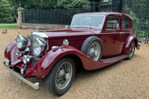 1937 Bentley 4.25L H.J Mulliner Pillarless Sports Saloon - Chassis No. B499JY Photo