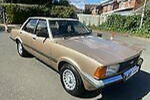 Ford Cortina 1982 2.0 Ghia Automatic