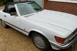 Mercedes 420SL 1988 - Really lovely Example - Great History File Photo
