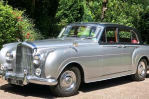 1957 BENTLEY S1 Mulliner special six light 1 of only12 built Photo