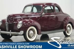 1940 Ford Deluxe Coupe Photo