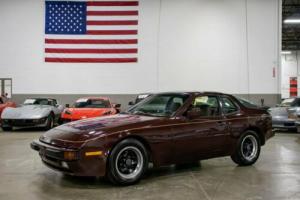 1983 Porsche 944 Photo