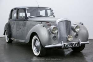 1951 Bentley Mark VI Saloon Photo