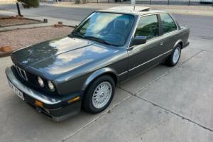 1986 BMW 3-Series E