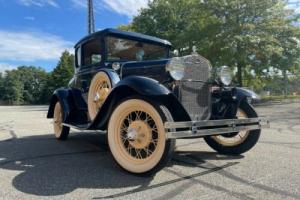 1931 Ford Model A Deluxe Photo