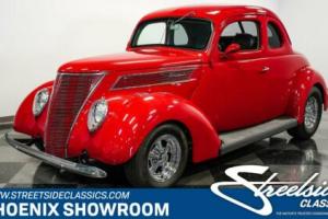 1937 Ford Business Coupe Photo