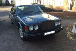 Bentley Brooklands 1993 Cobalt Blue with Parchment Hide Piped Dark Blue Photo