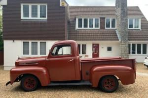 1950 Ford F1 pick up                           (Ford F100)