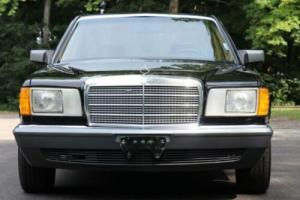 1989 Mercedes-Benz 300-Series