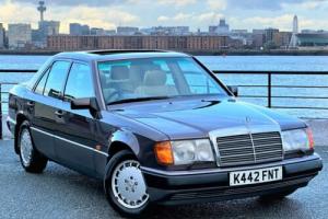 1992 Mercedes 300E Automatic W124 - Beige Leather / Air Conditioning / FSH