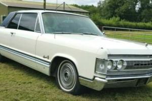 1967 IMPERIAL CROWN COUPE, SUPER CONDITION Photo
