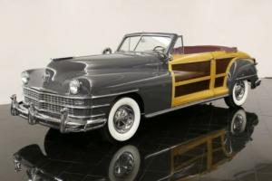 1948 Chrysler Town & Country Photo