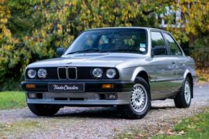 1988 BMW 325i SE (E30) Photo
