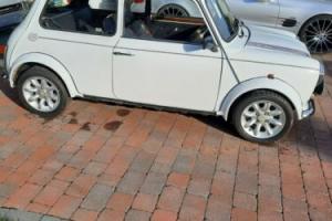 CLASSIC ROVER MINI COOPER  1300 INJECTION SPORTS PACK Photo