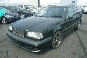 VOLVO 850 T5R ESTATE - JAPANESE IMPORT HERE NOW - JUST BEING PREPARED/REGISTERED Photo